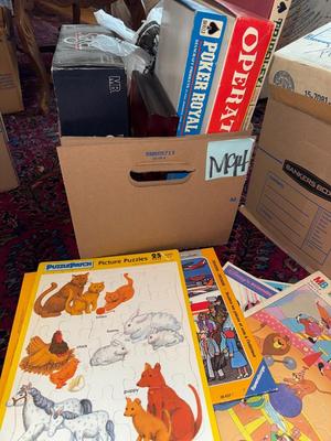 Sale Photo Thumbnail #660: M94-Games, puzzles, and DVDs