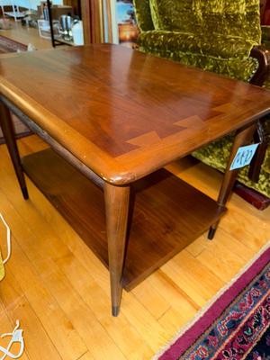 Sale Photo Thumbnail #678: M90-MCM End table