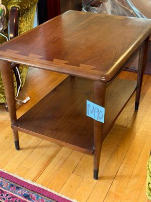 Sale Photo Thumbnail #682: M90-MCM End table