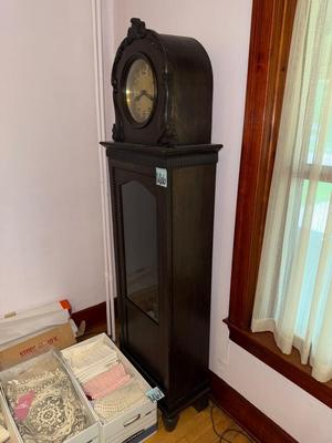 Sale Photo Thumbnail #784: M66-Large Grandfather Clock

80 1/2 inches tall

23 1/4 inches long

12 and three-quarter inches wide