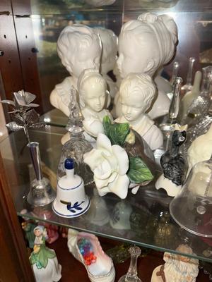 Sale Photo Thumbnail #859: M47-Figurines/decor