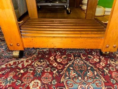 Sale Photo Thumbnail #965: M19-kitchen cart