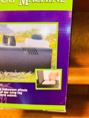 FOG MACHINE WITH FOG JUICE JUST IN TIME FOR HALLOWEEN