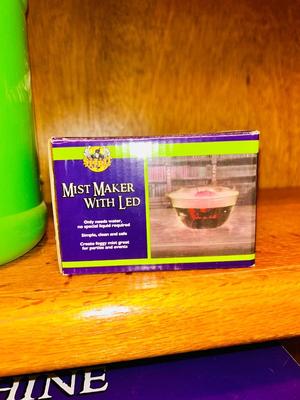 FOG MACHINE WITH FOG JUICE JUST IN TIME FOR HALLOWEEN