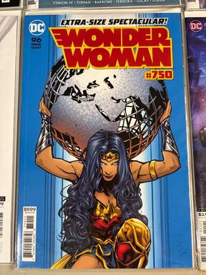 Batman, Lois Lane, Wonder Woman, Catwoman