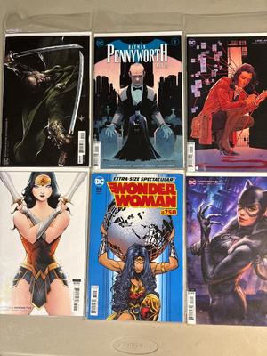 Batman, Lois Lane, Wonder Woman, Catwoman