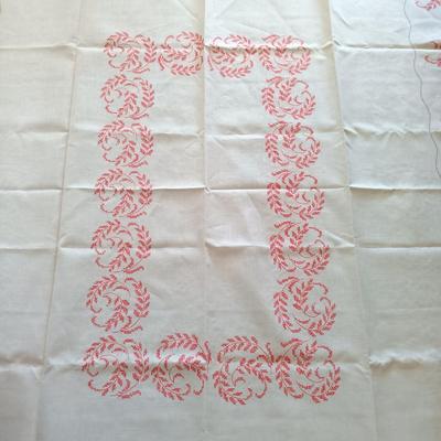 LOT 109: Vintique Embroidered and Crocheted Linens