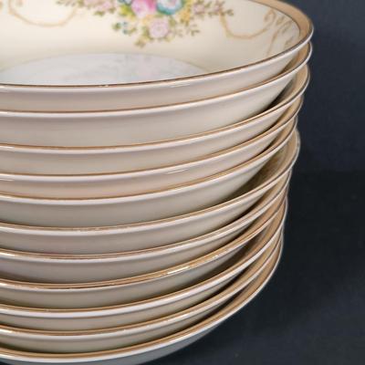 LOT 112: Handpainted Meito N1065A China Dishware