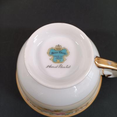 LOT 112: Handpainted Meito N1065A China Dishware