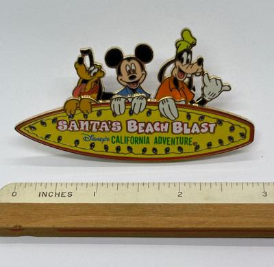 Disney Trading Pin Sant's Beach Blast California Adventure Pluto Mickey Goofy