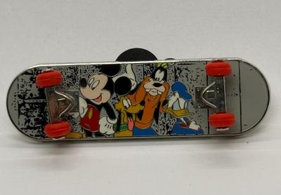Disney Trading Pin Skateboard Mickey Mouse Donald Pluto Goofy
