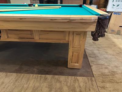 BEAUTIFUL CUSTOM MADE WORMY MAPLE SLATE POOL TABLE IN EXCELLENT CONDITION
