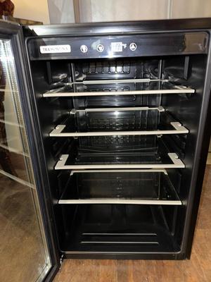 TRAMONTINA WINE & BEVERAGE CENTER