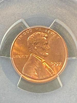 PCGS CERTIFIED 1992-P MS67 RED GRADED LINCOLN CENT AS PICTURED.