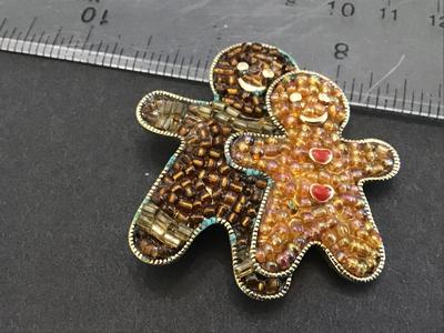 Gingerbread Men Bu Liz Claiborne