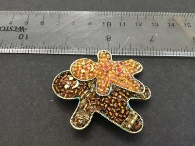 Gingerbread Men Bu Liz Claiborne