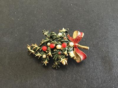 Vintage Roma Brooch