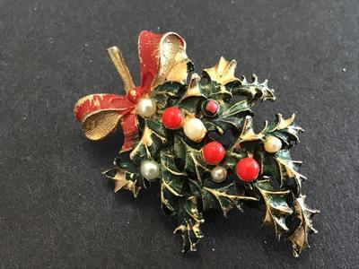 Vintage Roma Brooch