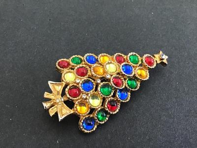 Vintage Rhinestone Brooch