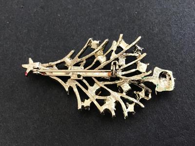 Holiday Christmas Tree Brooch