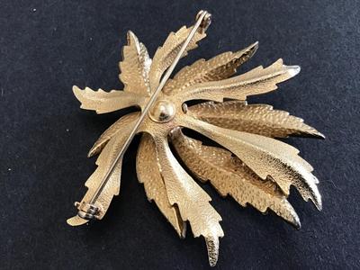 Vintage Gold Tone Brooch