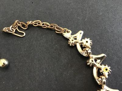 Vintage Gold Tone Rhinestone Necklace Vintage