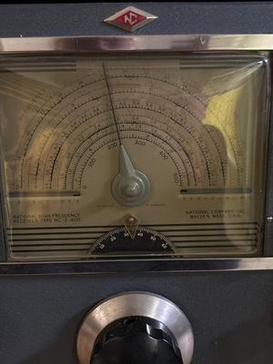 NC-2-40D shortwave radio receiver