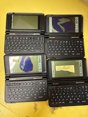 Sharp Zaurus 2MB personal assistant