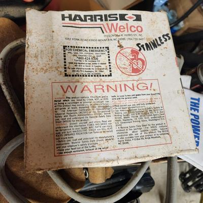 Miller Millermatic 185 Mig Welder + tanks, gloves manual and more.