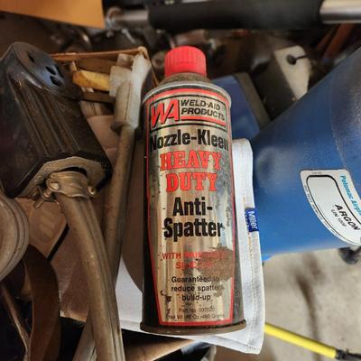 Miller Millermatic 185 Mig Welder + tanks, gloves manual and more.