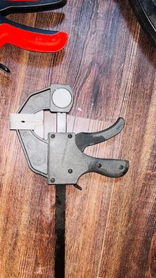 2) 48” PITTSBURG CLAMPS AND (1) 32” CLAMP