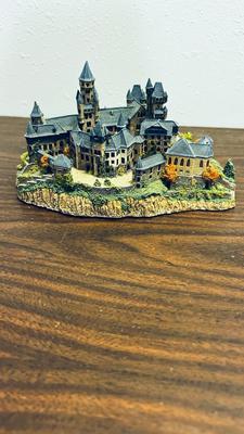DANBURY ENCHANTED CASTLES OF EUROPE, 1994