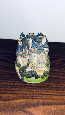 DANBURY ENCHANTED CASTLES OF EUROPE