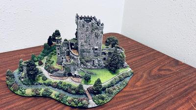 DANBURY MINT CASTLES