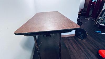 2 FOLDING WORK TABLES