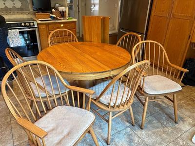 Oak Clawfoot table with 6 chairs