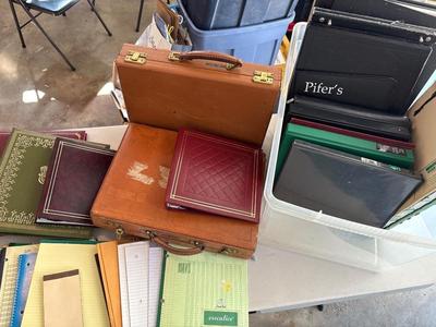 Binders, note pads & briefcases
