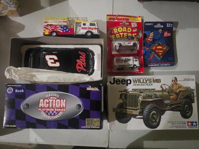 Sale Photo Thumbnail #41: Toy Lot