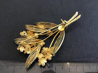 Vintage Dainty Flower Brooch