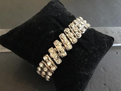 Rhinestone Expansion Bracelet Japan