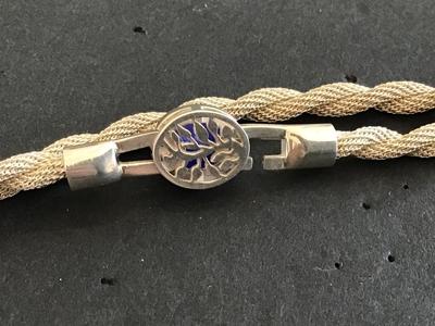 No Marks Non magnetic Blue Stone Cable Necklace