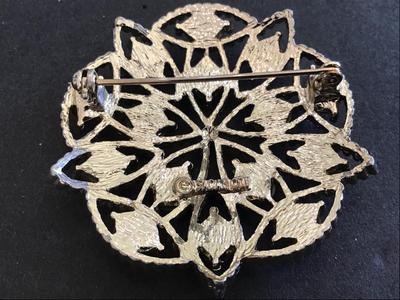 Sarah Coventry Brooch