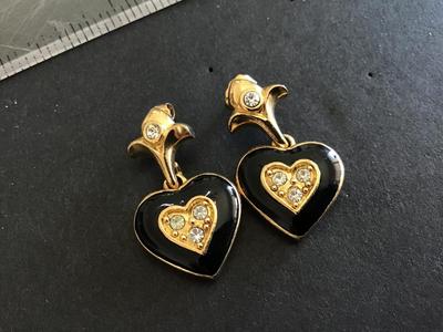 Avon Heart Earrings