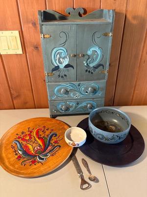 Sale Photo Thumbnail #729: See pics. Cabinet 12x6x24