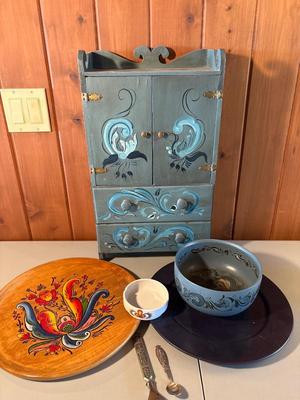Sale Photo Thumbnail #733: See pics. Cabinet 12x6x24