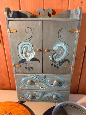Sale Photo Thumbnail #730: See pics. Cabinet 12x6x24