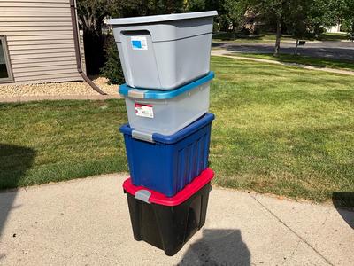 Variety of totes 50qt - 18qal