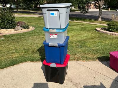 Variety of totes 50qt - 18qal