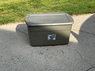 Sterilite tote 30gal