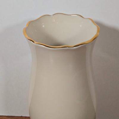 Sale Photo Thumbnail #695
